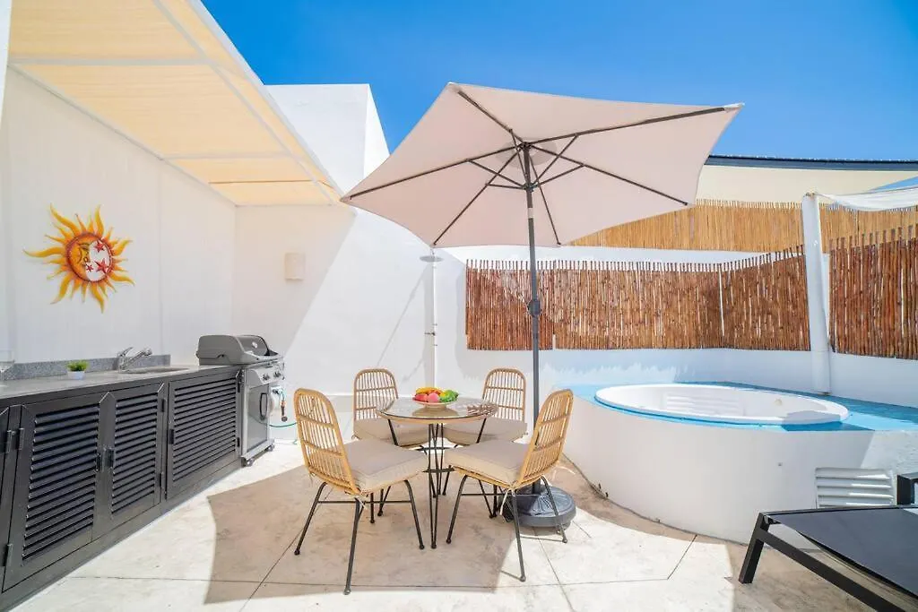 Papaya 15 Exclusive Penthouse With Rooftop And Jacuzzi Playa del Carmen 0*,  Mexico